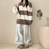 Robbit over collar knitwear