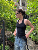 ソウルホルターネックアンバランシードフリルスリーブレスTシャツ
