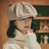 VARZAR Logo Easy Fit Newsboy Cap / Warmtaupe