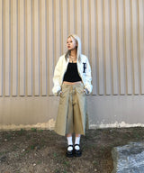 PLEATED  BERMUDA SHORTS -  BEIGE