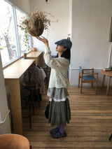 フローラル レース スリーブレス トップ