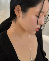 Layer of U earring (silver)