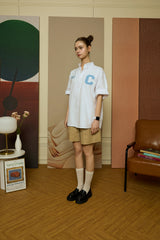スカイブルーCパッチホワイトオックスフォードショートスリーブシャツ [Unisex]