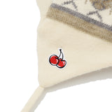 CHERRY BOHEMIAN POMPOM CAP [SAND]