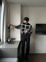 ブレークチェッカードオーバーサイズフィットラウンドニットウェア / Blake Checkered Oversized Fit Round Knitwear (3 colors)