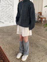 Mutual twist zip up knit 