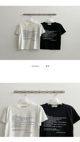 モランレタリングハーフクロップショートスリーブTシャツ / Molan lettering half-crop short-sleeved T-shirt