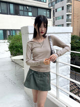 Heat unbuttoned off-shoulder snap totto button long-sleeved t-shirt