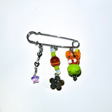 [Leegikwang] Rabbits in happiness pin keychain (2color)