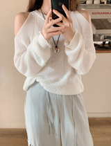 オフショルダースリットロングスリーブニット