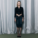 V-shape Cropped Blouse [Black]