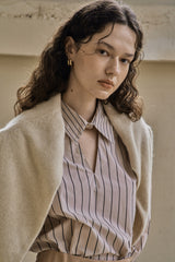 カラーカットアウトシャツ/COLLAR CUTOUT SHIRT_BEIGE