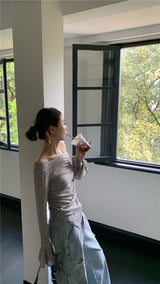 Belua off-shoulder long-sleeved tee