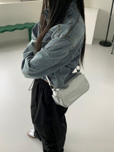 ピーバーツノーカラツーウェイジップクロップドデニムジャケット / Peeverts no-collar two-way zip cropped denim jacket