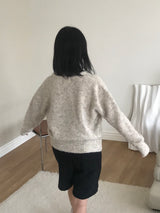 フレスノⅤネックニット