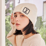 VA Square Big Label Beanie / Ivory