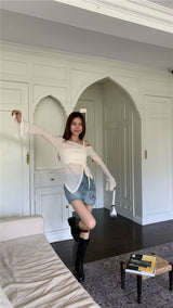 Belua off-shoulder long-sleeved tee