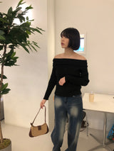 ドレープフェミニンショルダーコルギニット