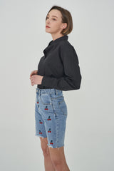 ストレートフィットチェリー刺繡クロップドデニムパンツ/ STRAIGHT FIT CHERRY EMBROIDERY CROPPED DENIM PANTS [6811]