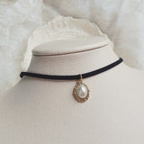 アンティーぃオーバルチョーカー / Antique Oval Choker Necklace - Pearl (Gold Color)