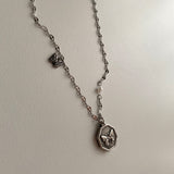 ダブルバタフライヘキサゴンネックレス/nvv Double Butterfly Hexagon Necklace