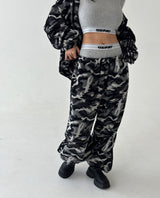 [UNISEX] Camouflage Fleece Wide Pants