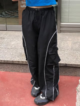 サイレントトラックパンツ