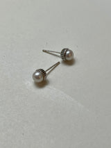 [92.5silver] ブラックラインパールピアス