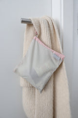 flat pouch (pink grey)