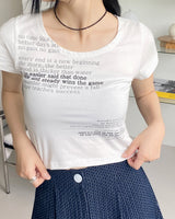 ネームレタリングプリントクロップショートスリーブTシャツ