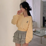 [New spring product 10%][BELLIDE MADE]襟付きクロップド刺繍スウェットシャツ