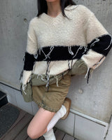 Tassel coloring stripe knit