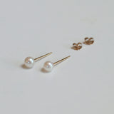 [シングルイヤリング]14Kゴールドフレッシュウォーターパールイヤリング/[single earring]14K gold fresh water pearl earring