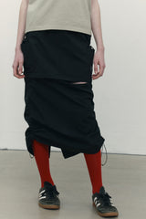 DOODLE CHERRY 2WAY WOVEN SKIRT [BLACK]