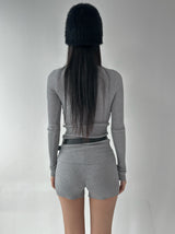 Two-piece ribbed slim pants (Belt included)