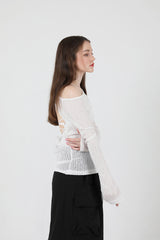 シースルーバックスリットロングスリーブニット / See-Throught Back Slit Long Sleeve Knit White