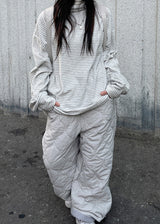 オーバーフィットストライプハーフネックニットウェア / Unisex Overfit Striped Half-necked Knitwear