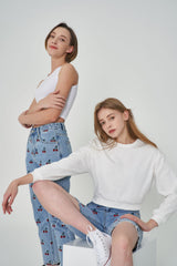 ストレートフィットチェリー刺繡クロップドデニムパンツ/ STRAIGHT FIT CHERRY EMBROIDERY CROPPED DENIM PANTS [6811]