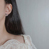 Pretzel Piercing - Silver