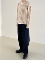 Double twist V neck knit 