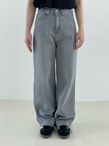 It's gray pants