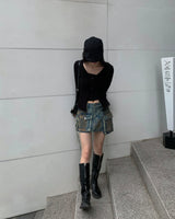 Oil cargo skirt