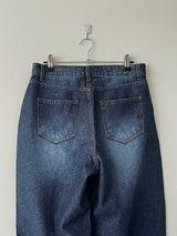 バレンタインオーバーワイドジーンズ