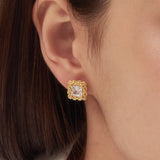GOLDEN BEIGE EARRING