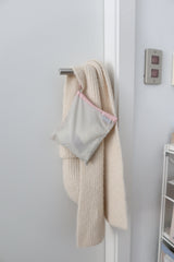 flat pouch (pink grey)