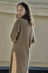 サイドスリットタートルネック/SIDE SLIT TURTLENECK_ALPACA