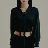 BELL SLEEVE TIE BLOUSE