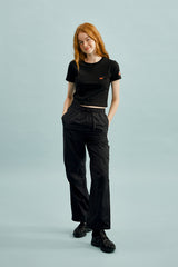 スモールチェリークロップ丈のTシャツ／SMALL CHERRY CROP T-SHIRT [BLACK]