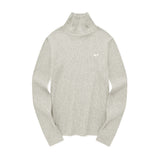 チェリーベーシックタートルネックTシャツ
