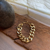 Gold Chain Short Necris